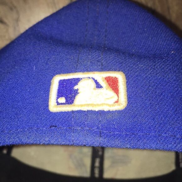 Toronto Blue Jays MLB USA Authentic baseball Cap New Era fitted MLB logo 7 1/2 - Picture 3 of 4